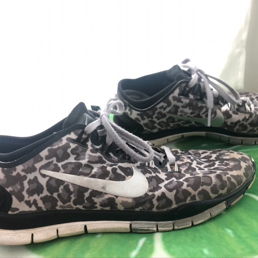 Nike Cheetah Free Run 5.0 Sneakers